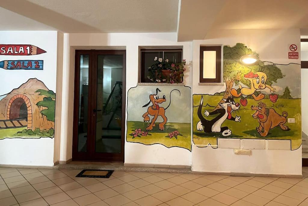 Looney Tunes Home Olbia Buitenkant foto